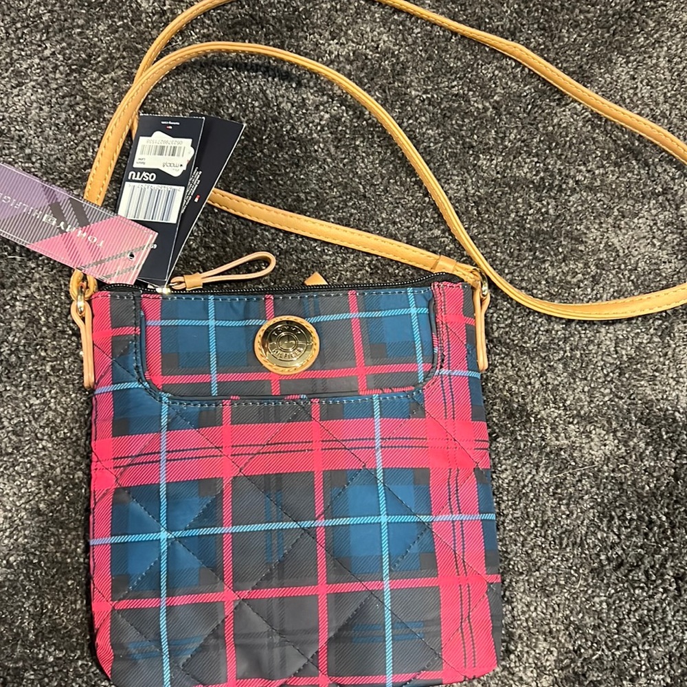 Tommy Hilfiger crossbody